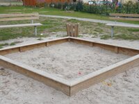 Sandkasten im Platanenhof