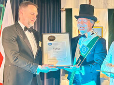 Steffen Seidler (MRA) erhielt die Medaille der Gemeinde Mühlenbecker Land