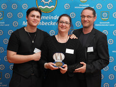 Céline Wolter (Krabbelgruppe Mühlenbeck) erhielt die Medaille der Gemeinde Mühlenbecker Land